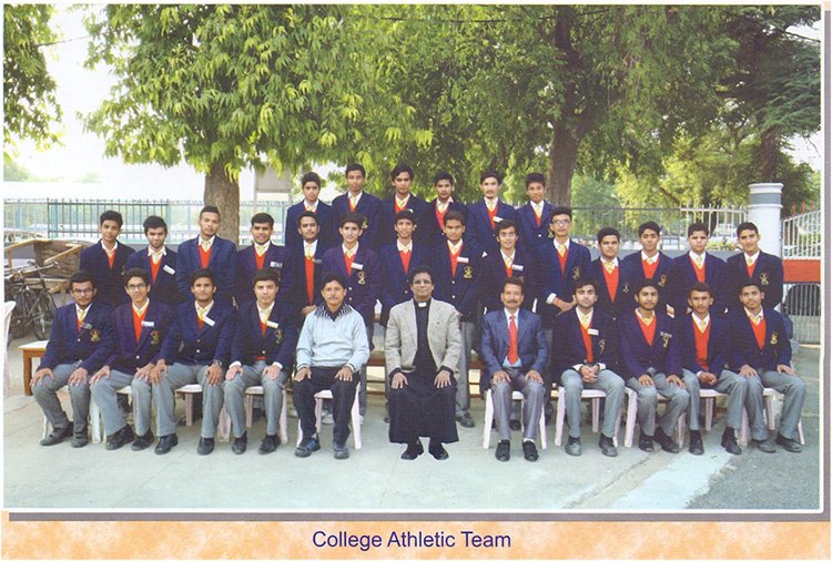  College Athletic Team